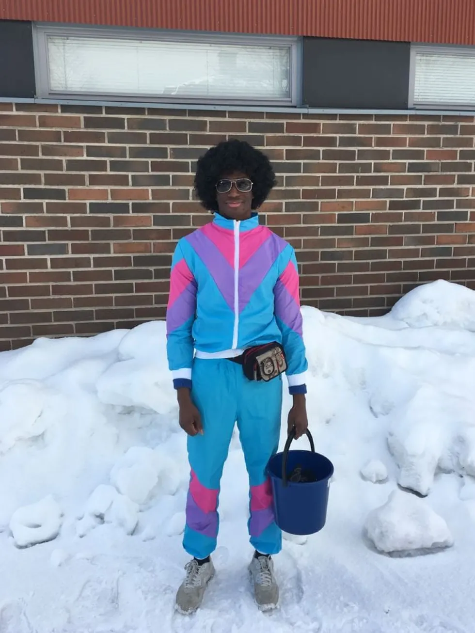 Afroperuukki Musta