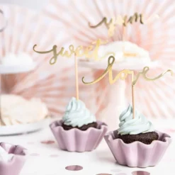 Cupcake Toppers Love