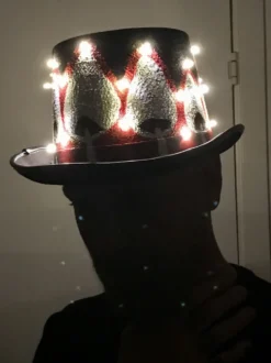 Ekstra Korkea Hattu