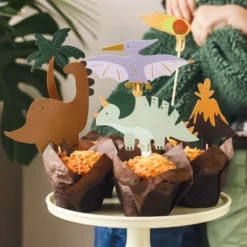 Kakkukoristeet Dinosaurukset
