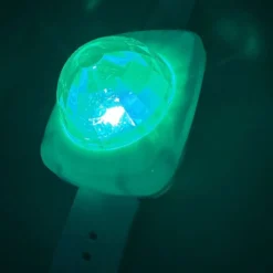 LED Rannekoru Väriä Vaihtava