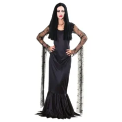 Morticia Addamsin perhe Naamiaisasu