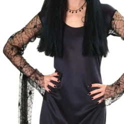 Morticia Addamsin perhe Naamiaisasu