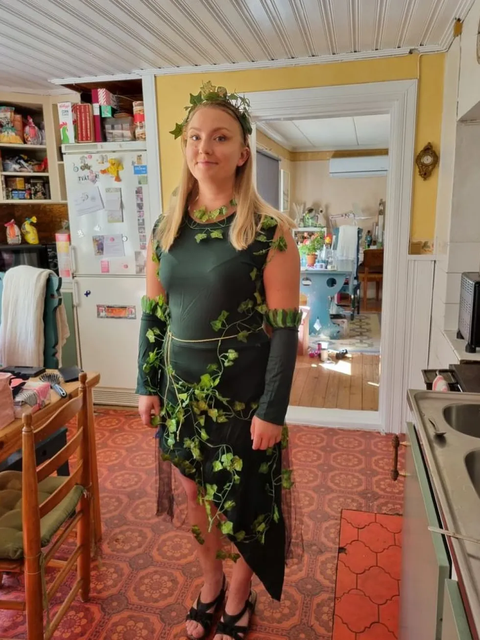 Myrkyllinen Kasvinainen Naamiaisasu