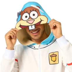 OppoSuits Paavo Pesusieni™ Sandy Onesie -haalari
