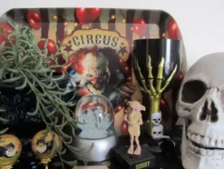 Tarjotin Creepy Clown