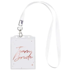 Team Bride Nimilaput Kaulanauhassa