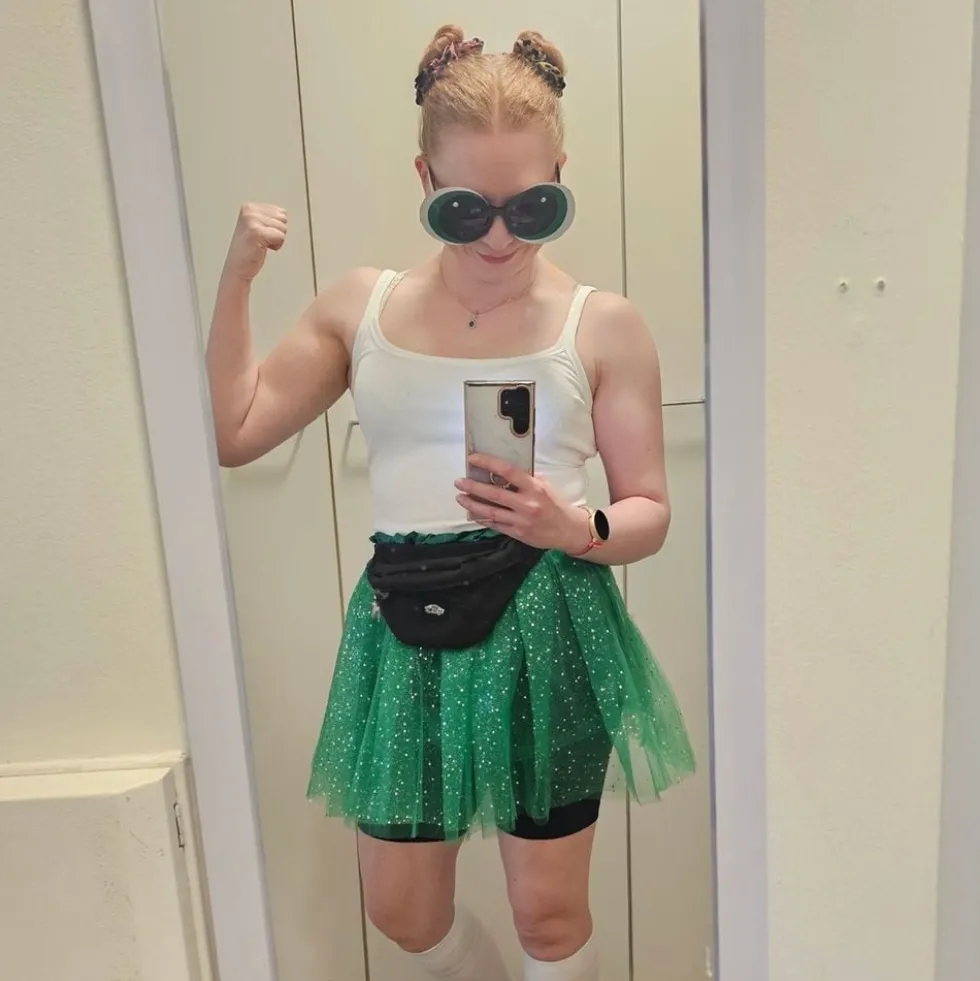 Tummanvihreä Tyllihame Glitterillä