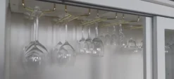 Viinilasiteline Kultaa