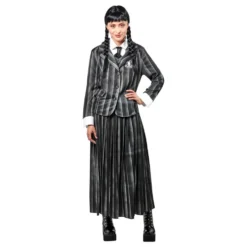 Wednesday Nevermore Academy Naamiaisasu
